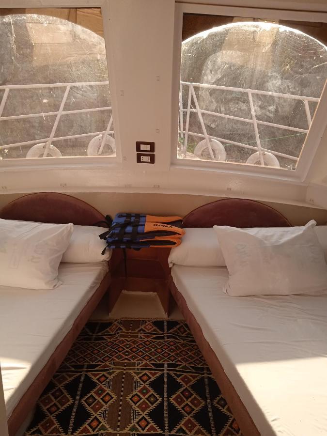 Mini nile curise for travel&Rent Zainoba Hotel Assuan Exterior foto
