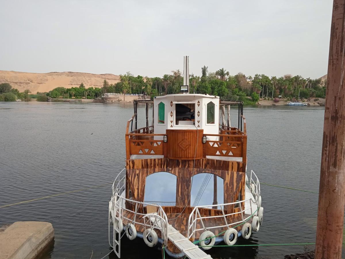 Mini nile curise for travel&Rent Zainoba Hotel Assuan Exterior foto