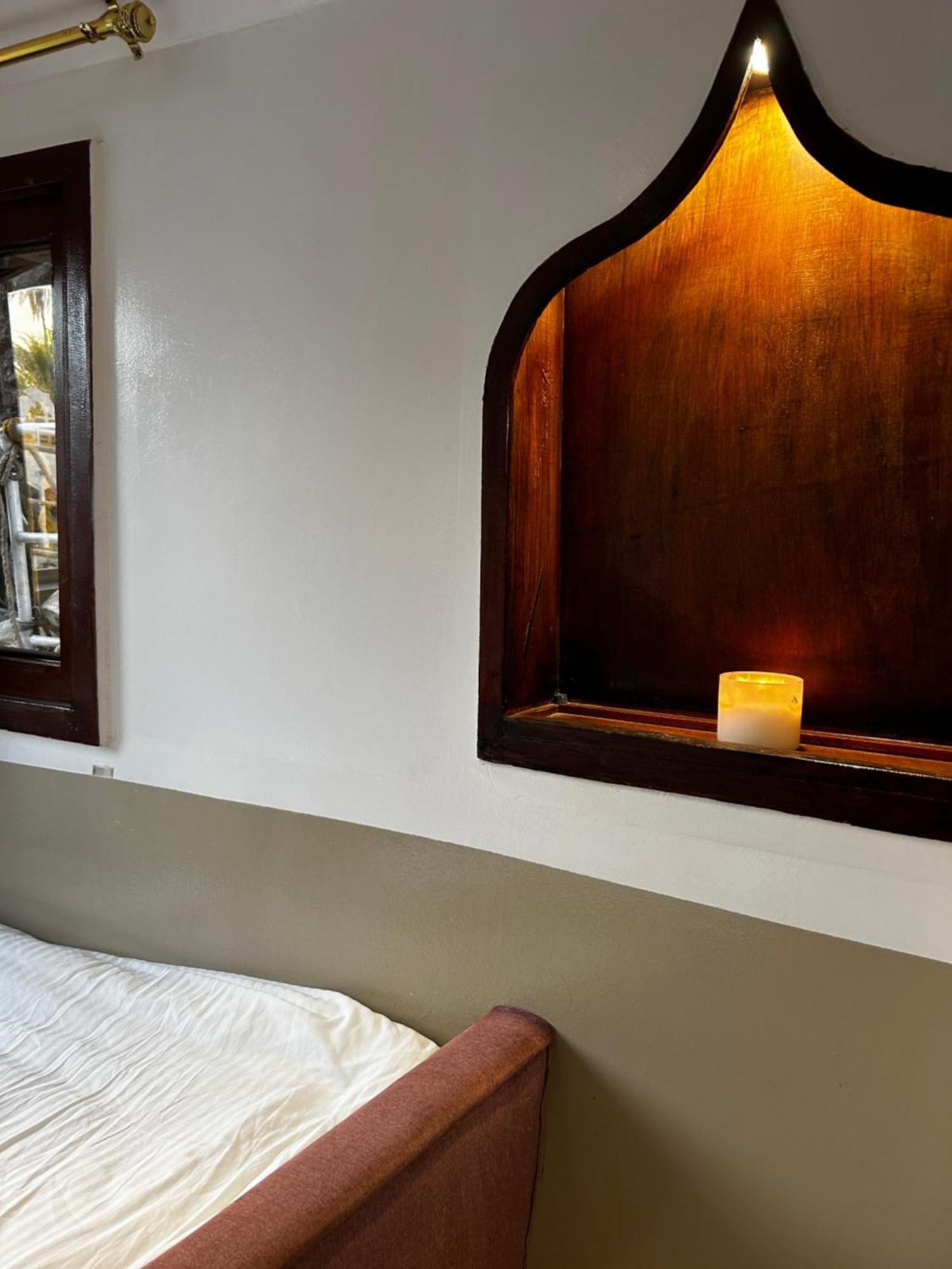 Mini nile curise for travel&Rent Zainoba Hotel Assuan Exterior foto